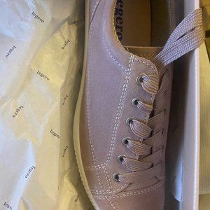 IMPORTED LEGERO BRAND NEW SNEAKERS